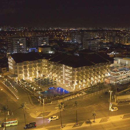 Vidam Hotel Aracaju - Transamerica Collection 外观 照片 The square at night
